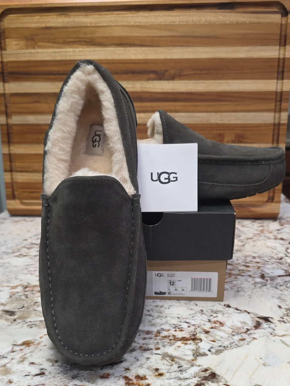 ✨ UGG Men’s Ascot Slippers | Size 12 | Charcoal Gray ✨